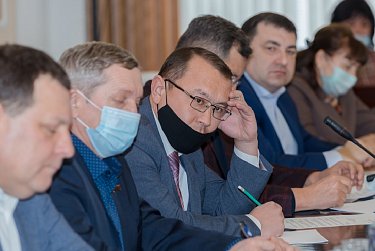 Парламент приступает к подготовке заседания
